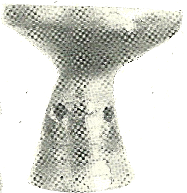 Miska s dutou nôžkou (hrob I.)