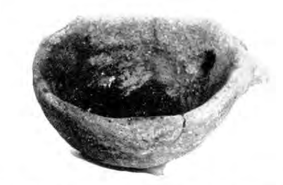 Hlinená naberačka (hrob II.)