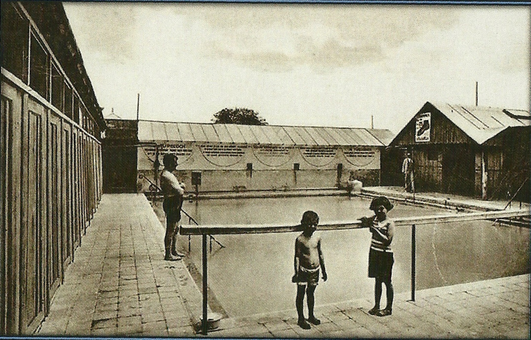 Bazén s infraštruktúrou v medzivojnovom období